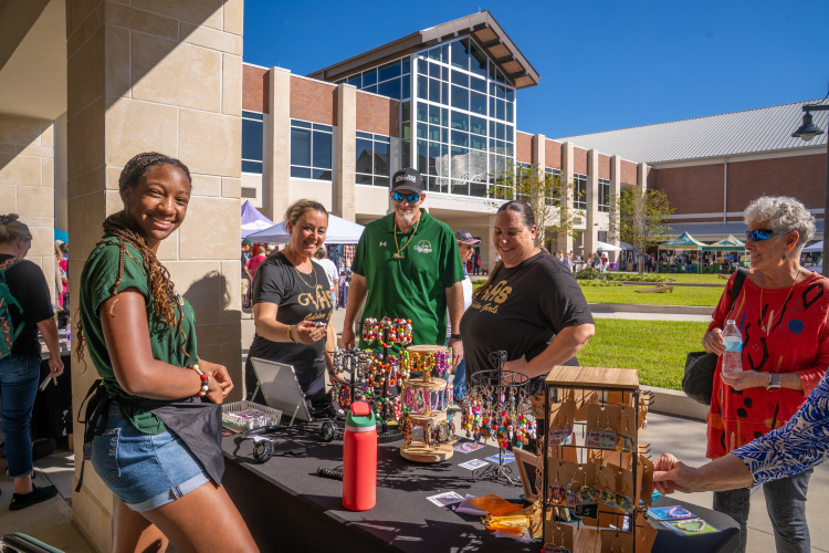 tvcs-middleton-events-buffalo-market-44